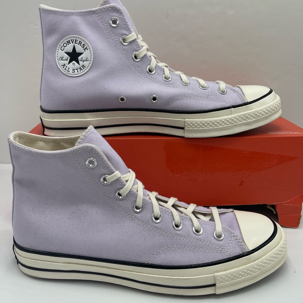 Converse Men’s A02754C
CHUCK 70 HI
VAPOR VIOLET/EGRET High-Top Sneakers Purple